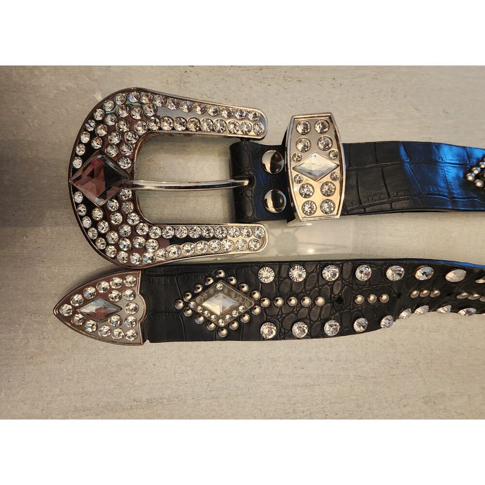 Genuine Leather Belt SZ XL Women's Rhinestones